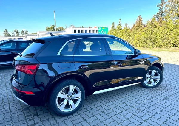 Audi Q5 cena 116900 przebieg: 72000, rok produkcji 2018 z Słupca małe 436